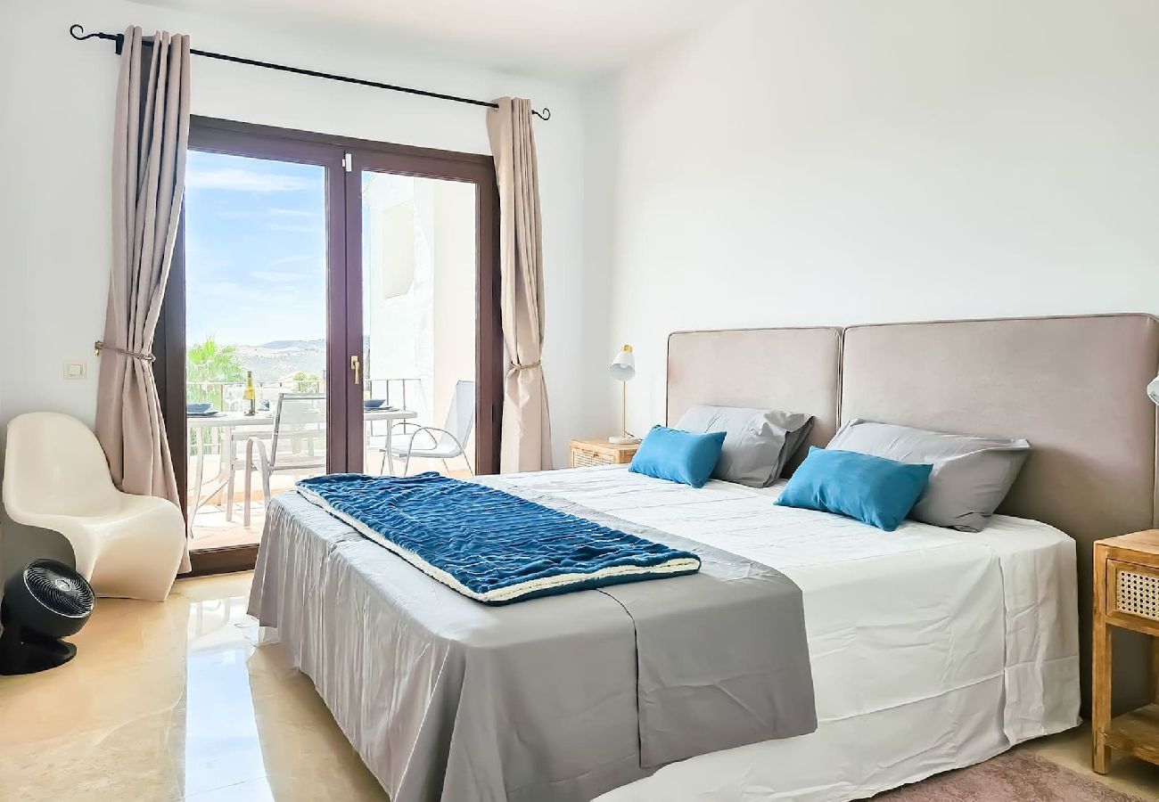 Apartment in Mijas Costa - Two bed apartment in Mijas Golf 