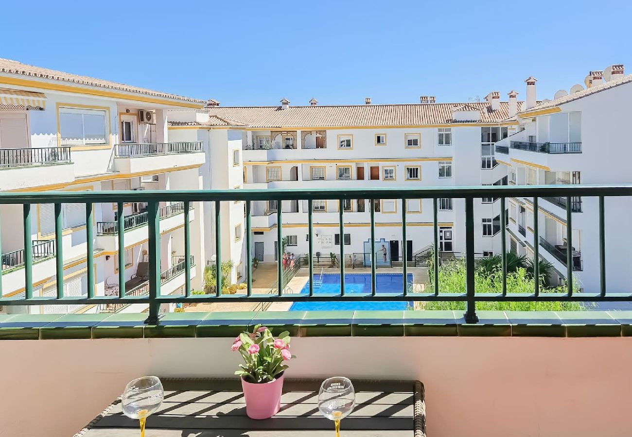 Apartment in La Cala de Mijas - 3 bed penthouse apt La Cala close to beach 