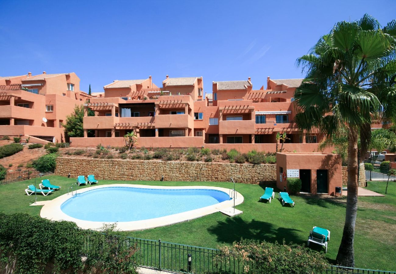 Apartment in Marbella - 1 bed in Los Lagos de Santa Maria, Elviria 