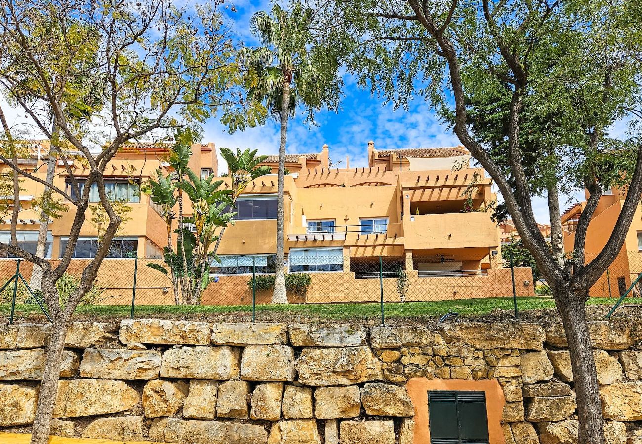 Apartment in Marbella - 1 bed in Los Lagos de Santa Maria, Elviria 