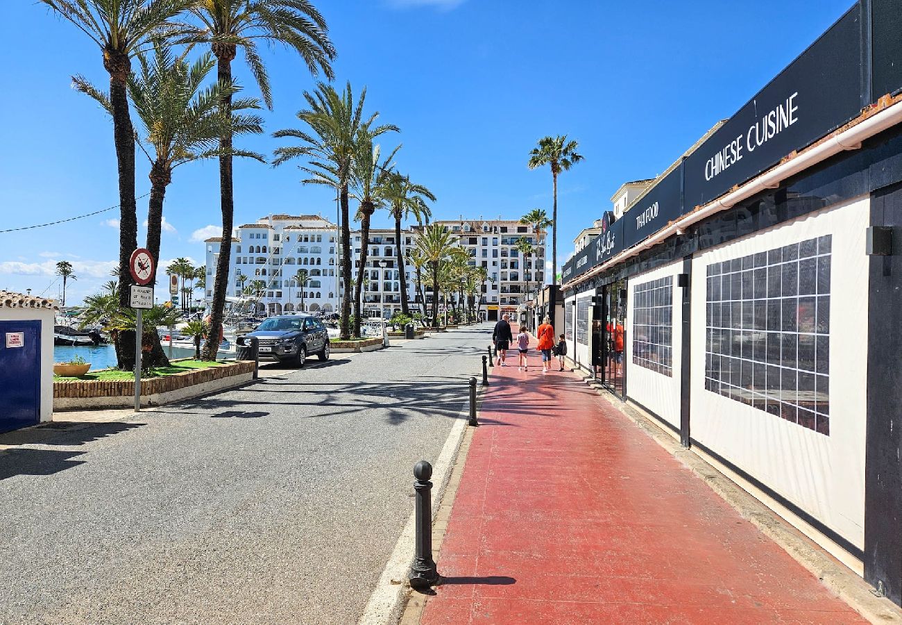 Apartment in Manilva - Overlooking Puerto de Duquesa marina 