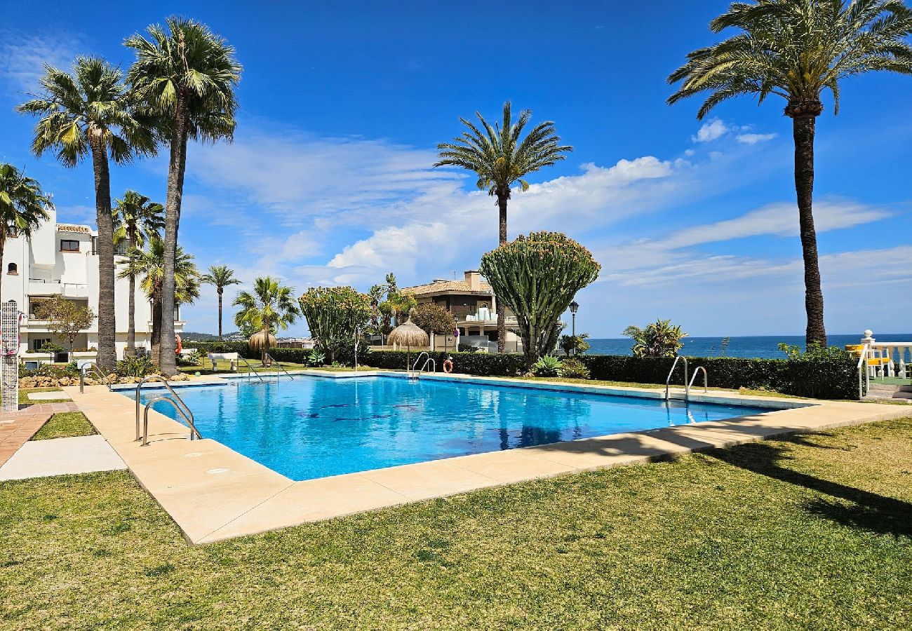 Apartment in La Cala de Mijas - Apartment in Torrenueva close to beach & La Cala 