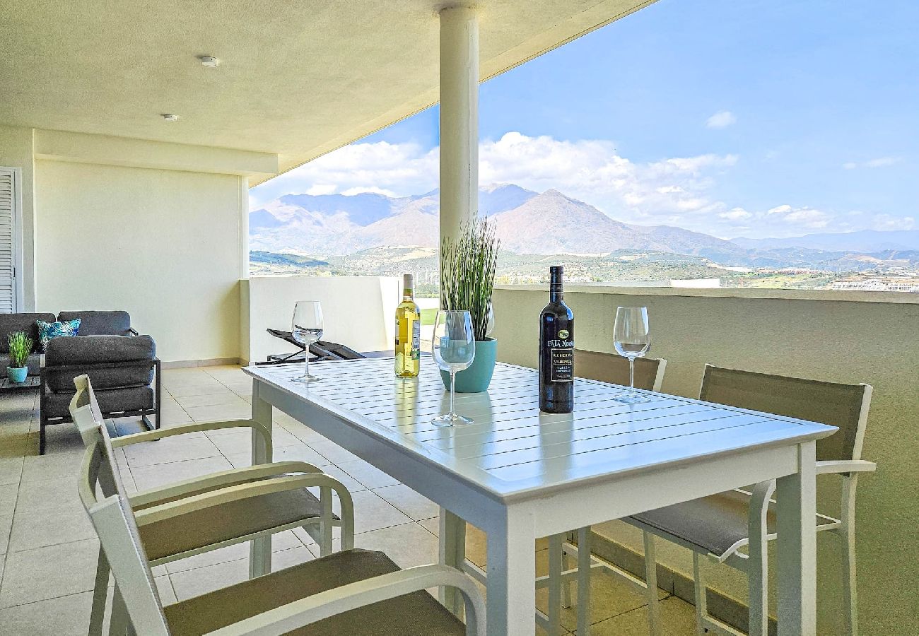 Apartment in Casares - Modern 2 bed ground floor apartment Finca Cortesin 