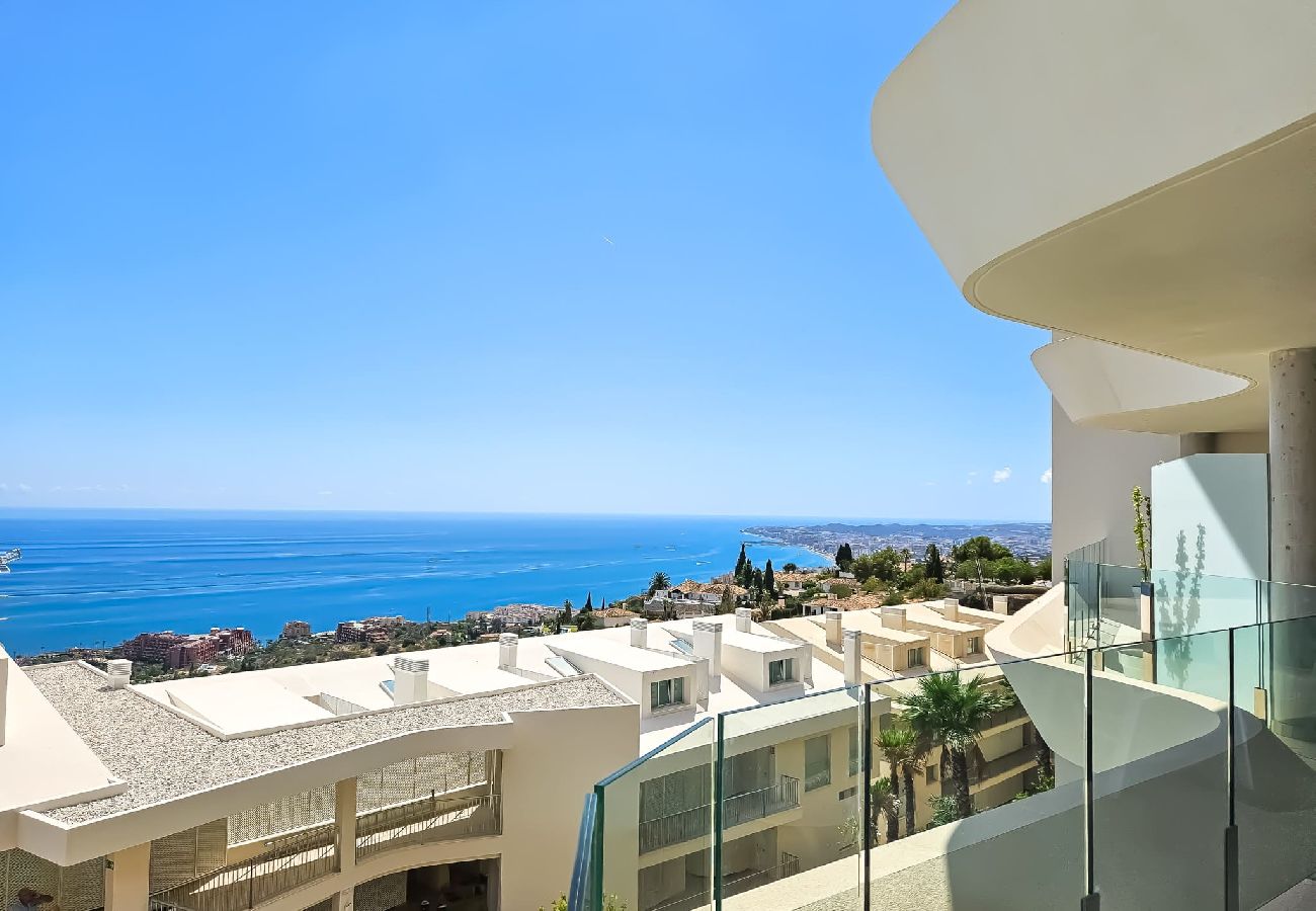 Apartment in Benalmádena - Amazing sea views Stupa hills 