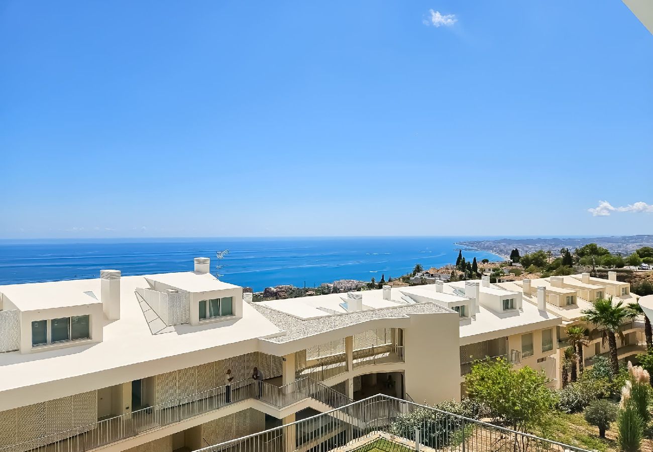 Apartment in Benalmádena - Amazing sea views Stupa hills 