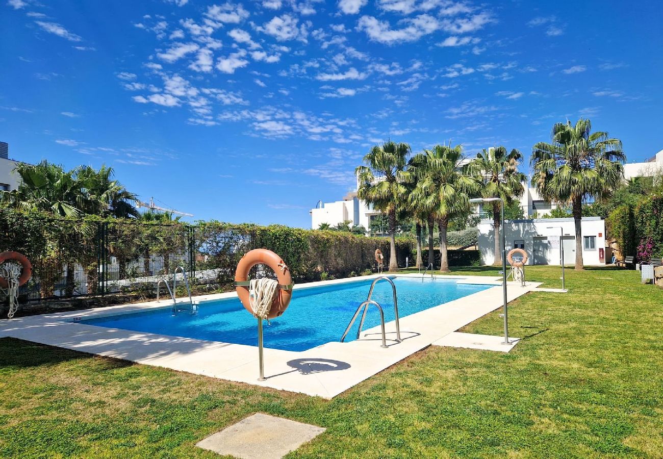 Apartment in Marbella - Luxury ground floor apt - 300 m to Cabopino Golf 