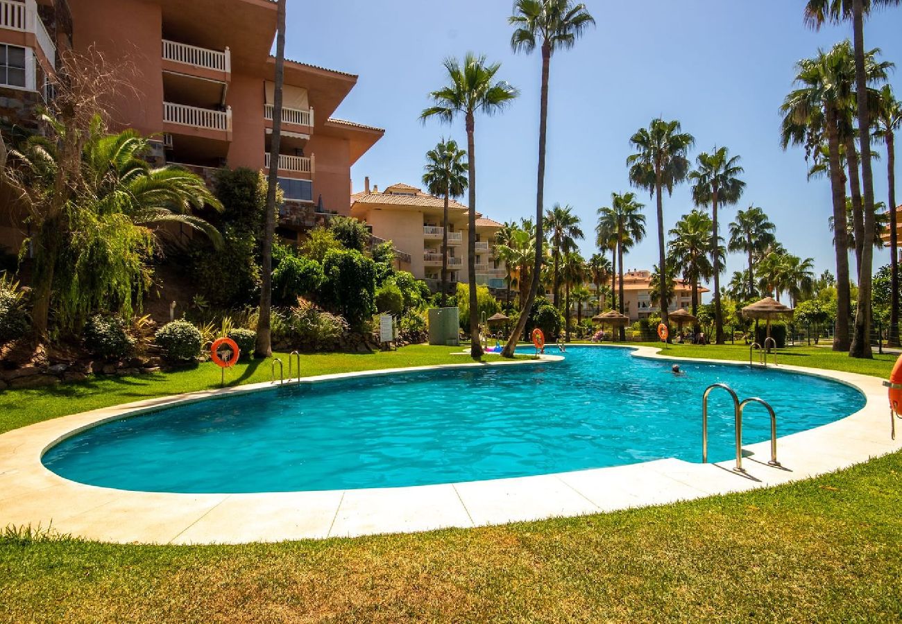 Apartment in Fuengirola - Two Bed Apt in Reserva Higueron 