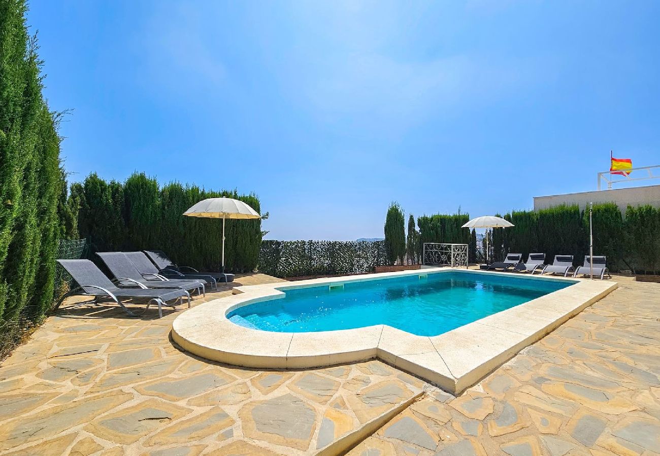 Villa in Mijas Costa - Beautiful 5 bed villa with pool 