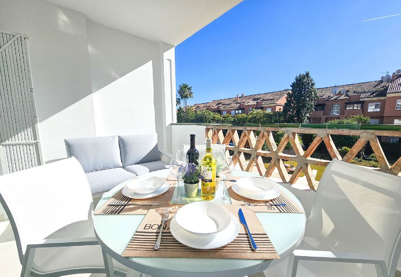 Apartment in Marbella - Modern 3 bedroom apartment in Puerto Banus 