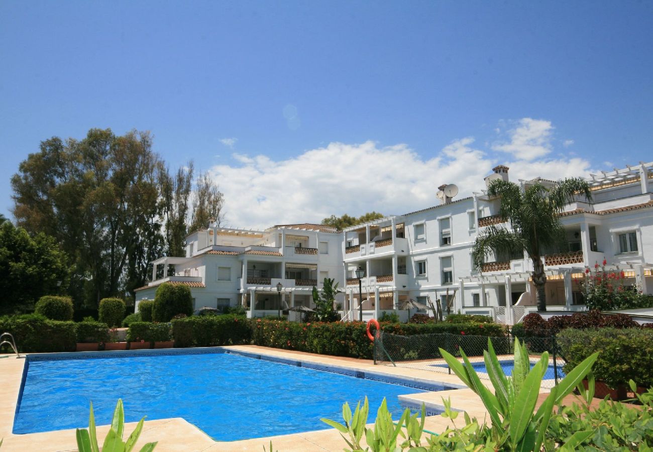 Apartment in Marbella - Modern 3 bedroom apartment in Puerto Banus 