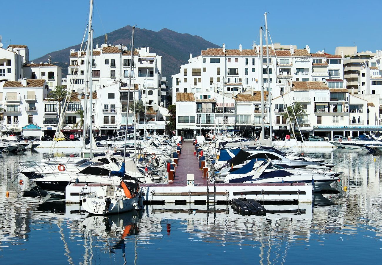 Apartment in Marbella - Modern 3 bedroom apartment in Puerto Banus 