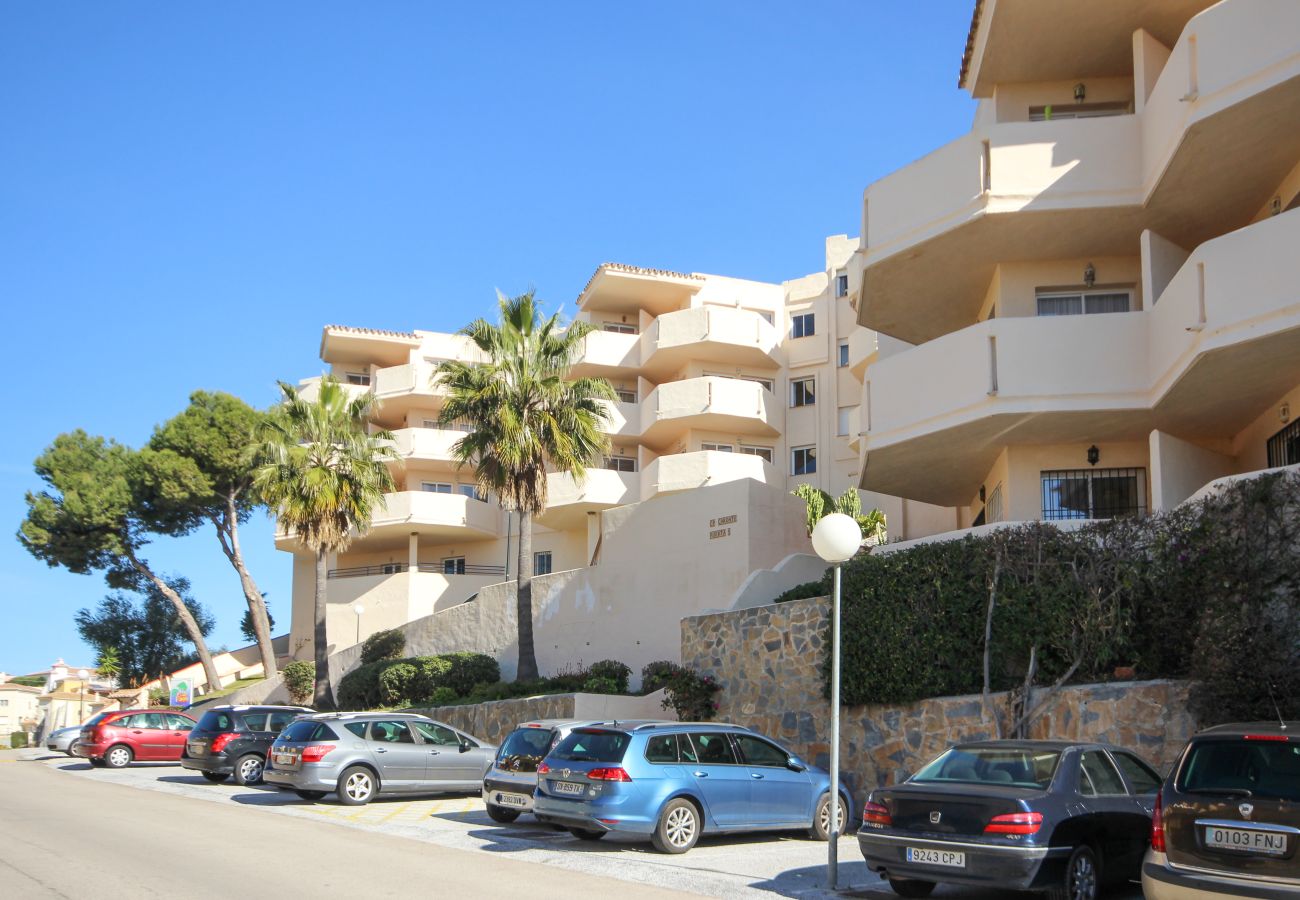 Apartment in Mijas Costa - 2 Bedroom Holiday Rental Apartment 600m from beach