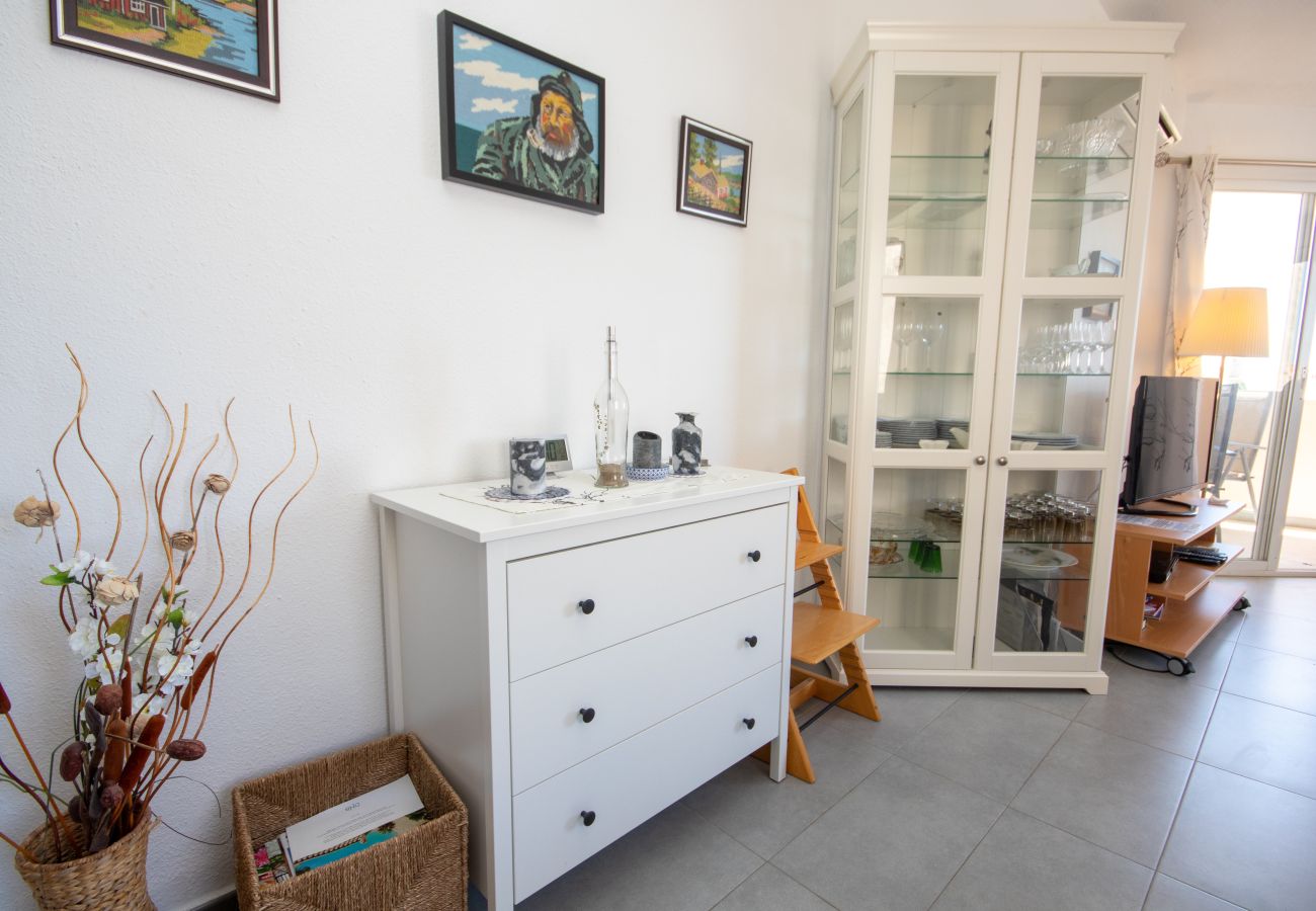 Apartment in Mijas Costa - 2 Bedroom Holiday Apartment 600m from beach