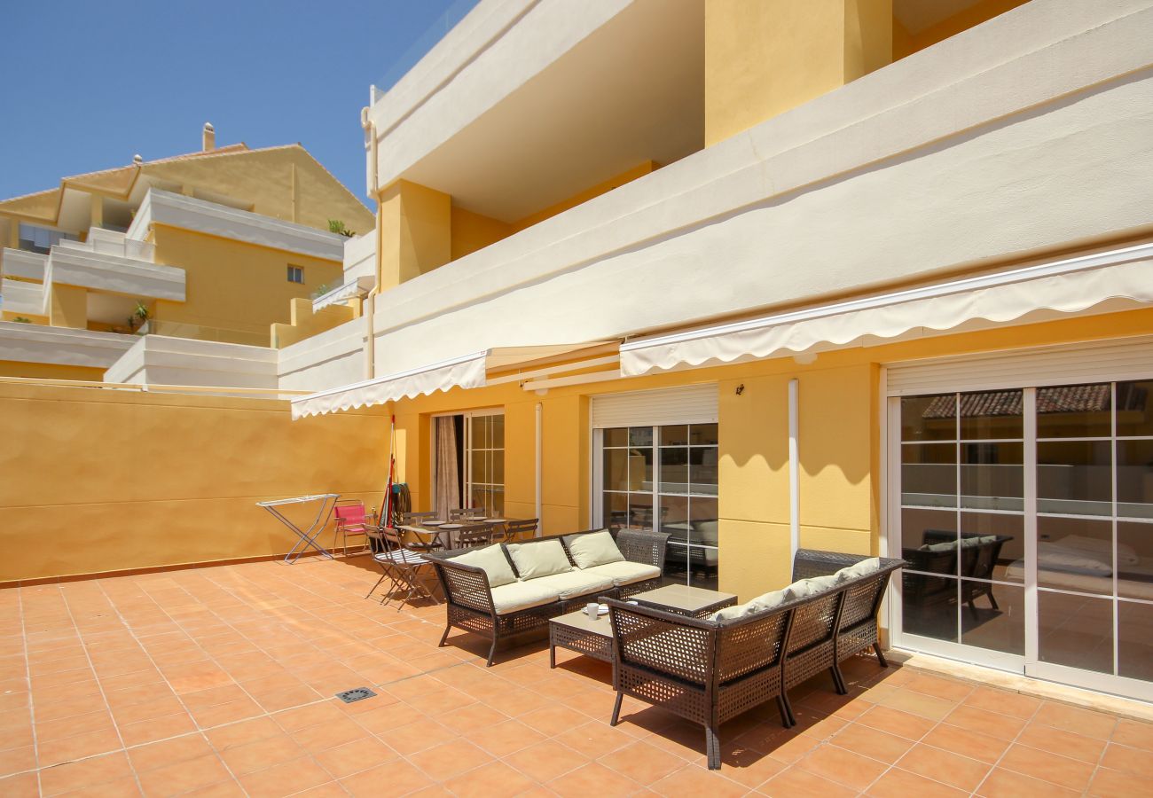 Apartment in Estepona - 2 Bedroom Holiday Rental Apartment in Puerto Alto Estepona