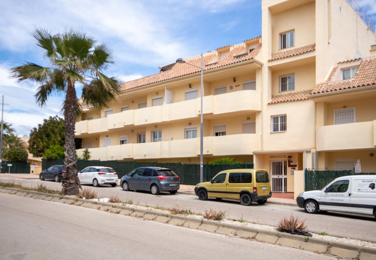 Apartment in Manilva - 2 Bedroom Ground Floor Apartment Alboran Hills,  Aldea Beach, Manilva