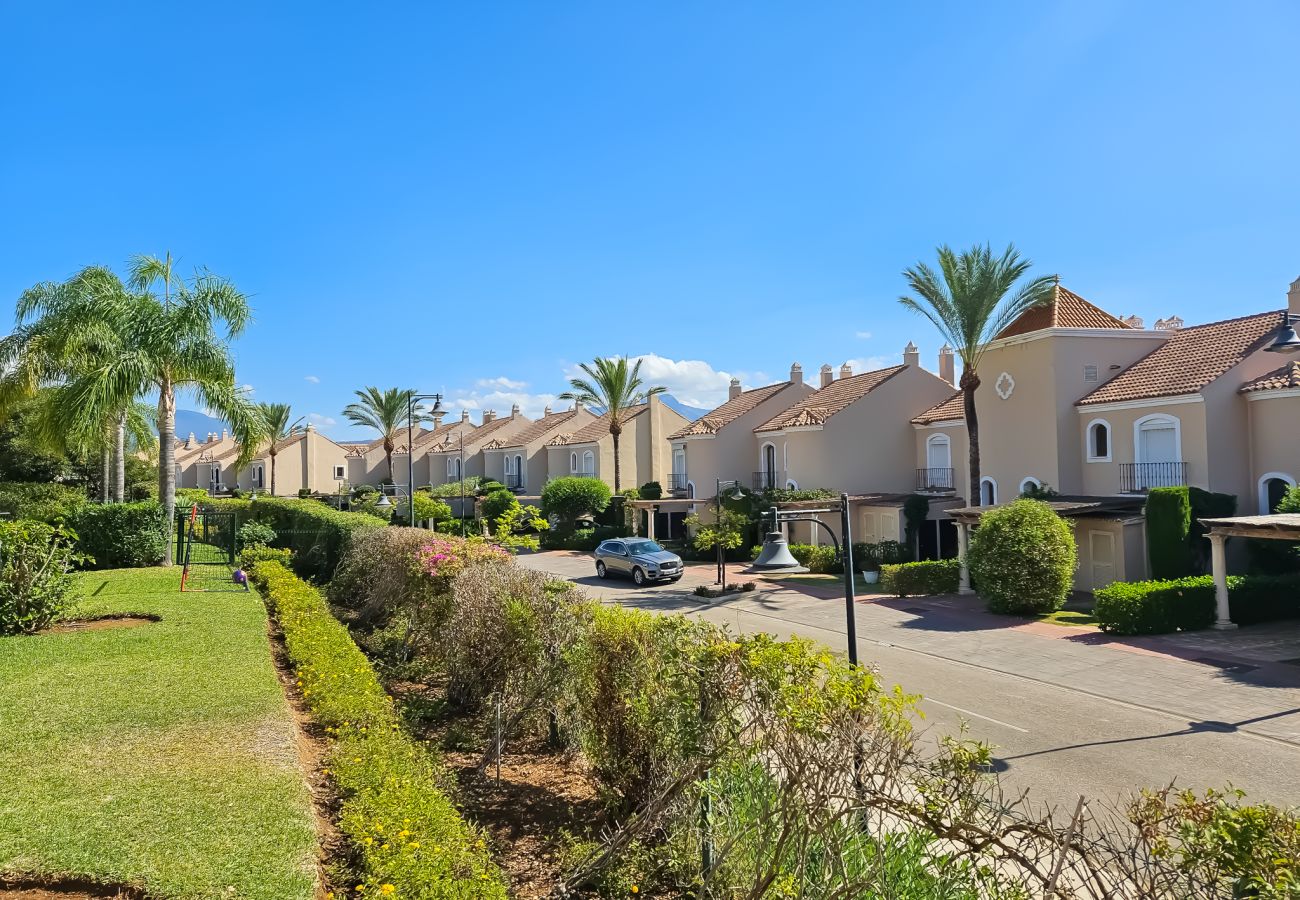 Townhouse in Estepona - Three Bedroom Townhouse Paraiso Hills Benavista