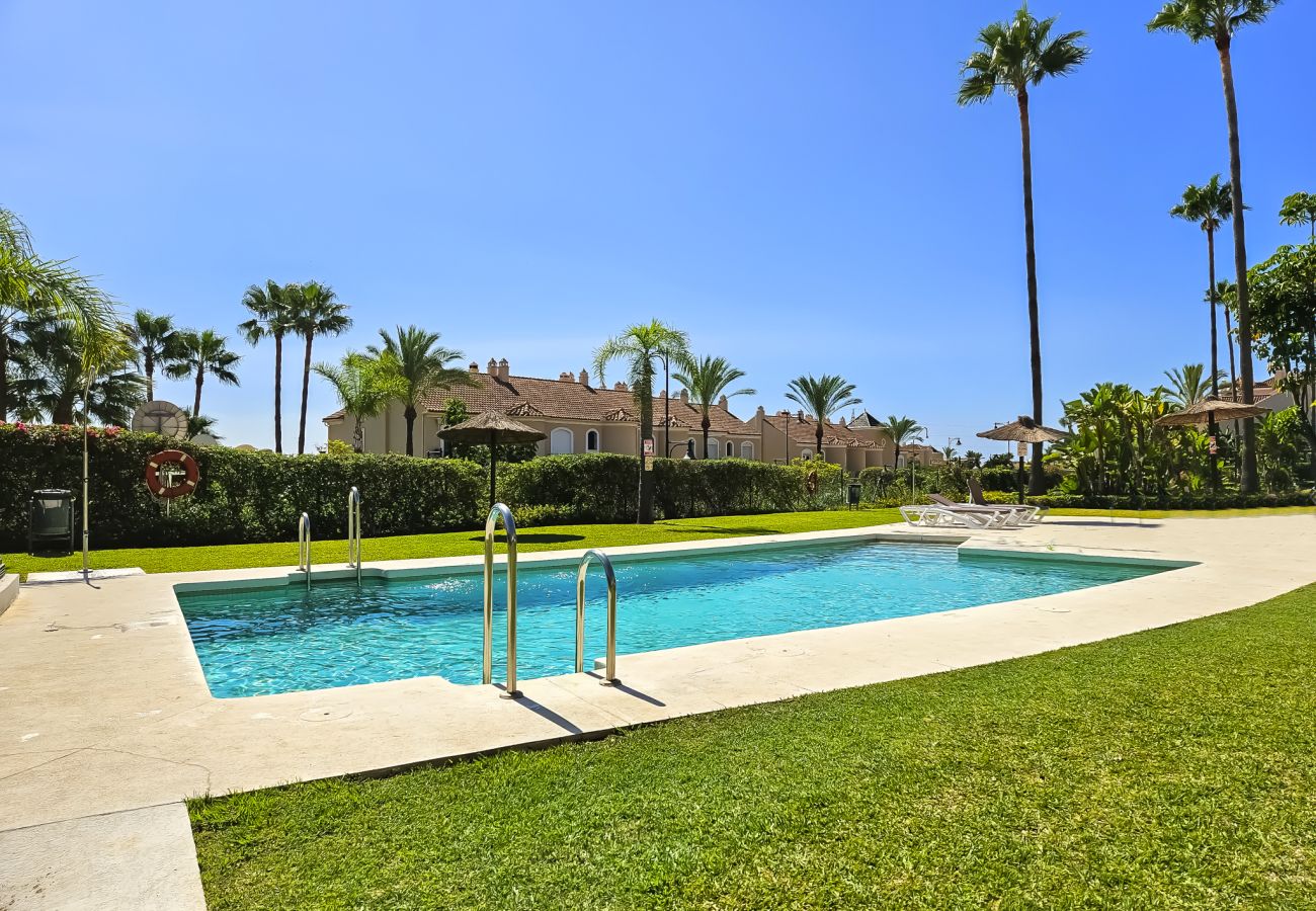 Townhouse in Estepona - Three Bedroom Townhouse Paraiso Hills Benavista