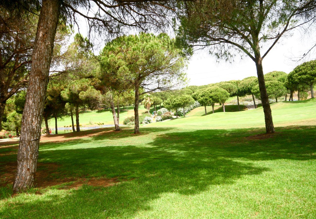 Apartment in Marbella - Two bedroom apartment to rent in La Reserva de Marbella