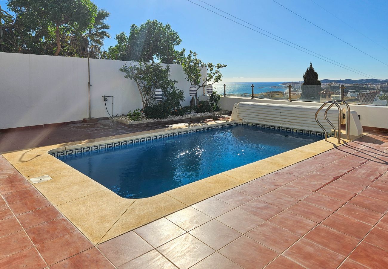 Villa in Fuengirola - Three bedroom villa with private pool in Torreblanca