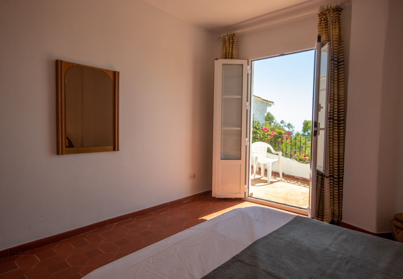 Townhouse in Marbella - Three bedroom town house to rent in Los Altos de Marbella