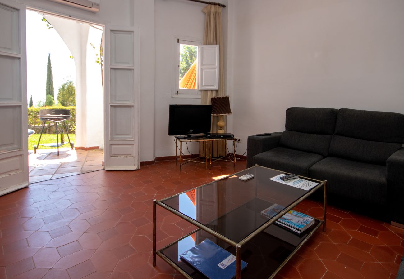 Townhouse in Marbella - Three bedroom town house to rent in Los Altos de Marbella