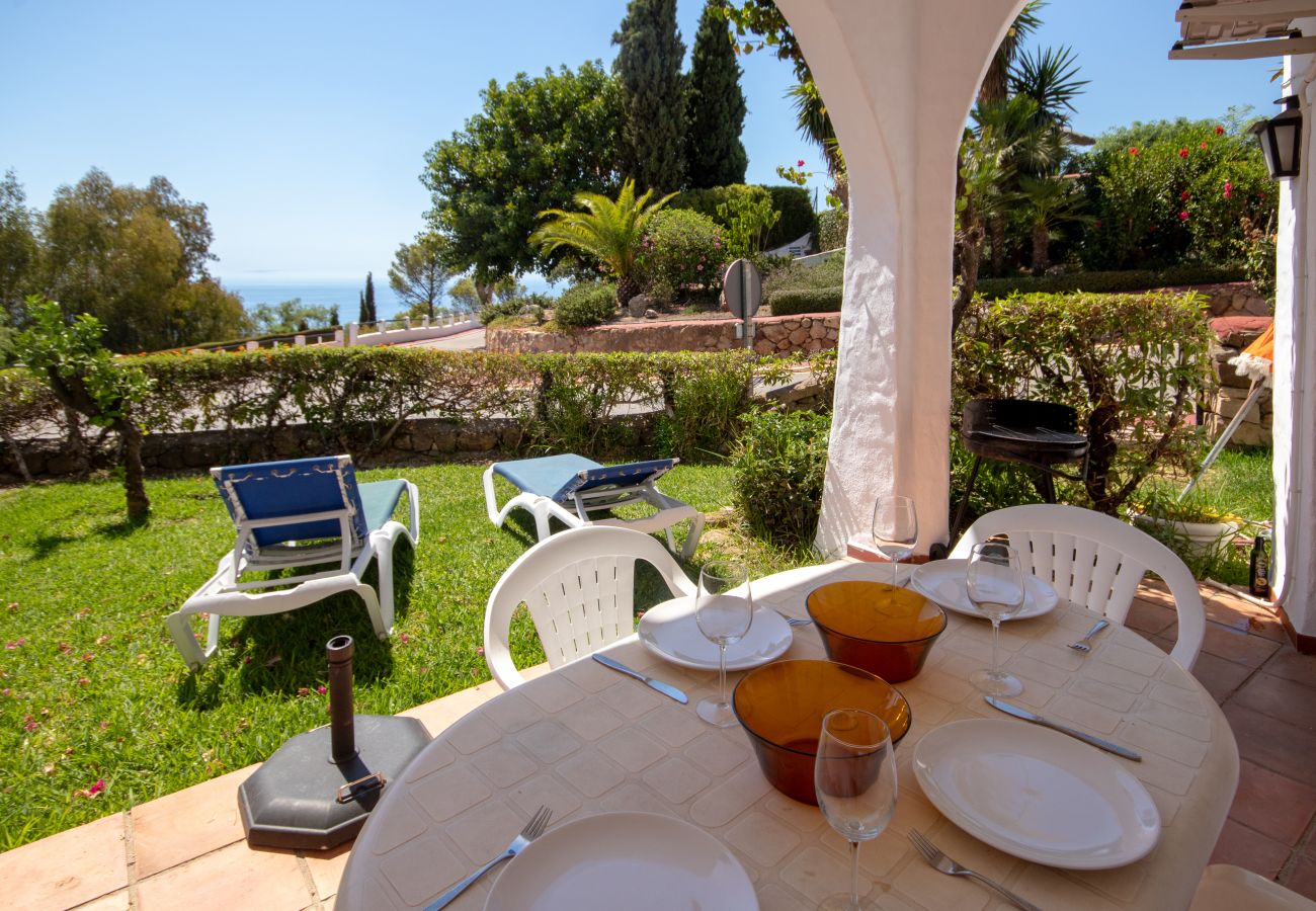 Townhouse in Marbella - Three bedroom town house to rent in Los Altos de Marbella