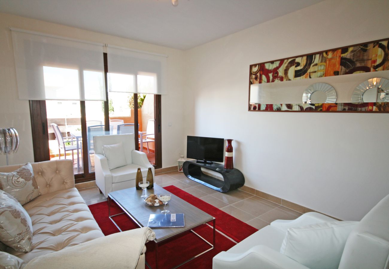 Apartment in Estepona - Two Bedroom apartment Playa del Angel Estepona