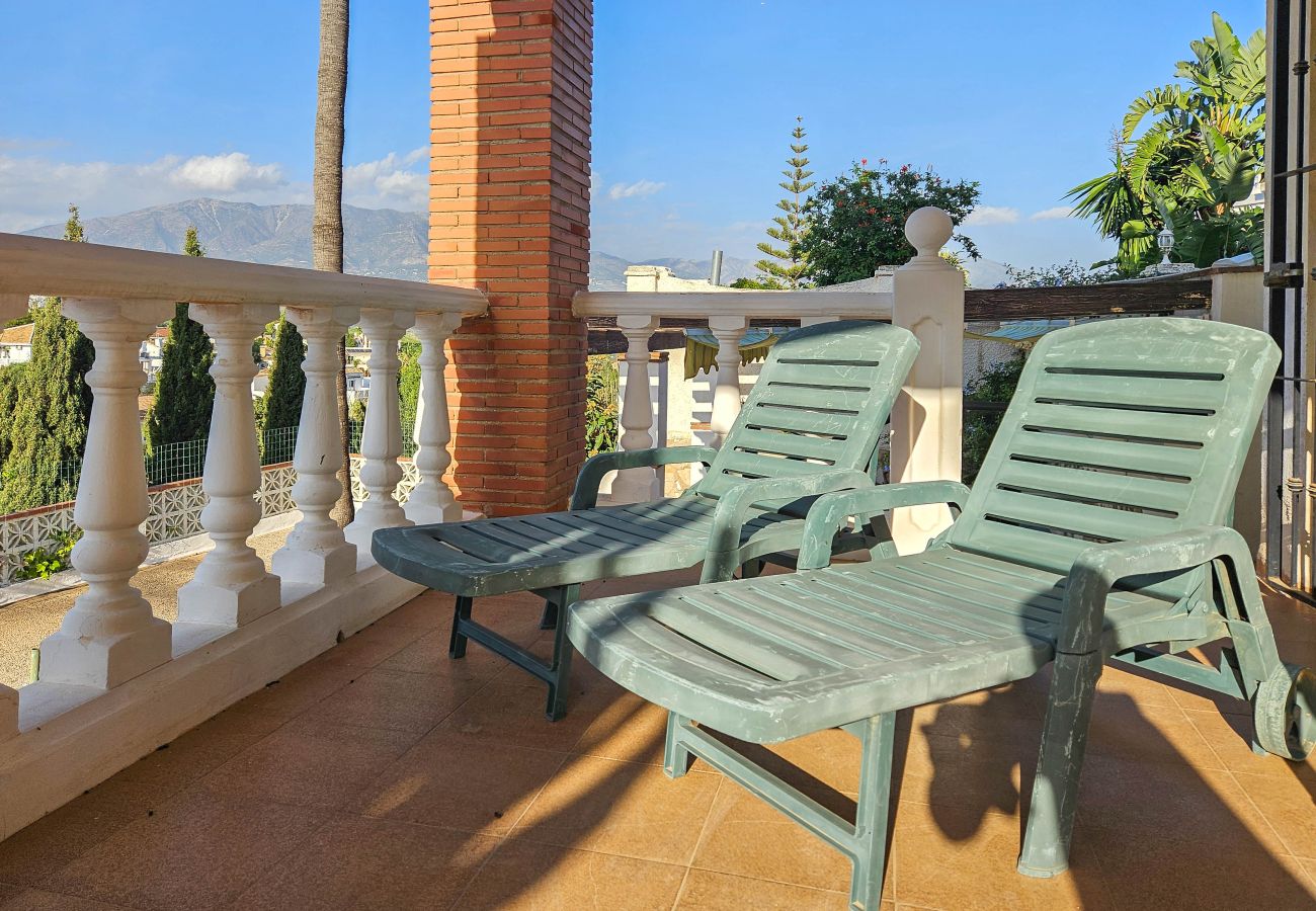 Villa in Mijas Costa - Four bedroom villa with private pool