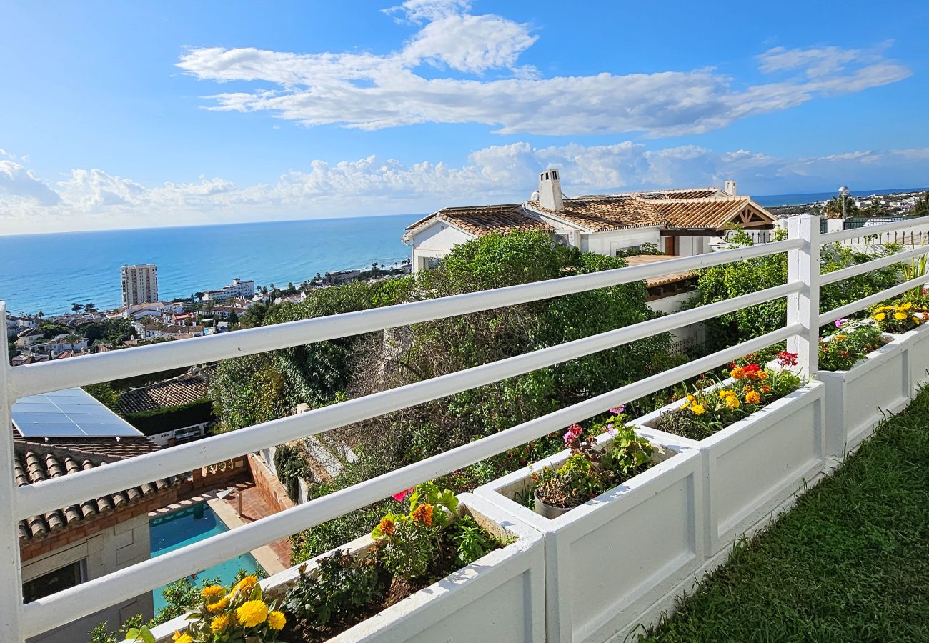Apartment in Mijas Costa - 2 bedroom garden apartment in Riviera