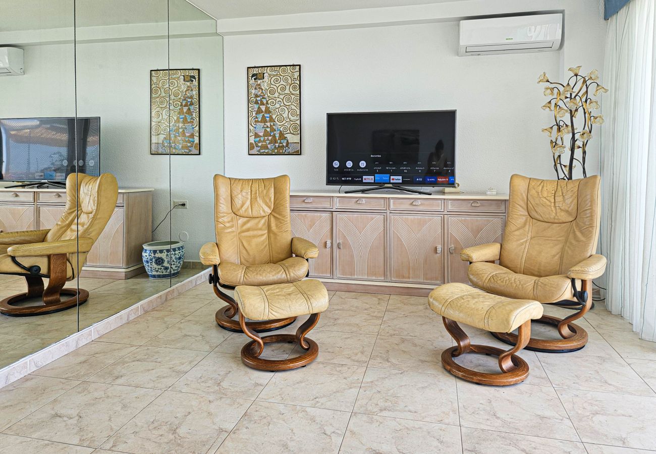 Apartment in Mijas Costa - 2 bedroom garden apartment in Riviera
