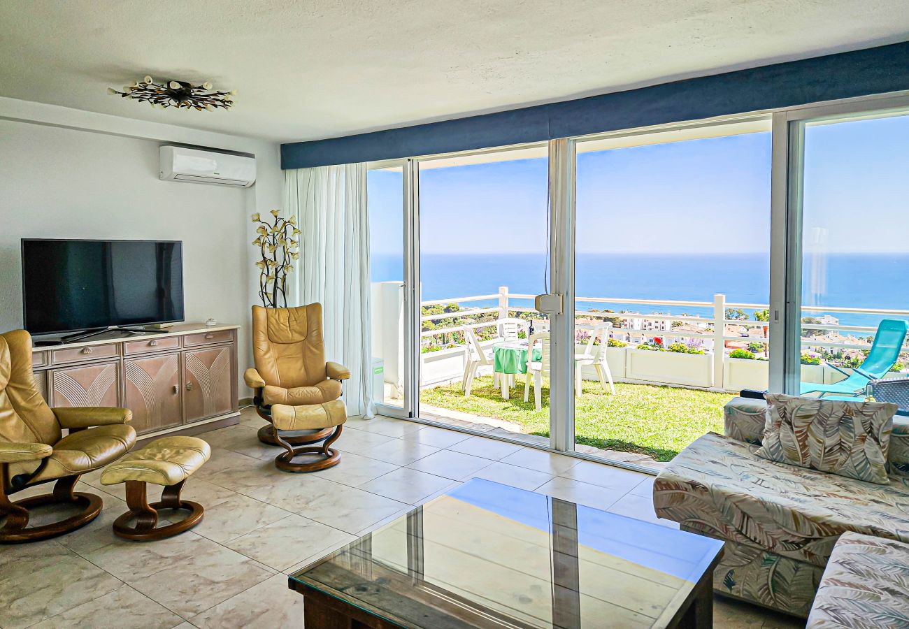 Apartment in Mijas Costa - 2 bedroom garden apartment in Riviera