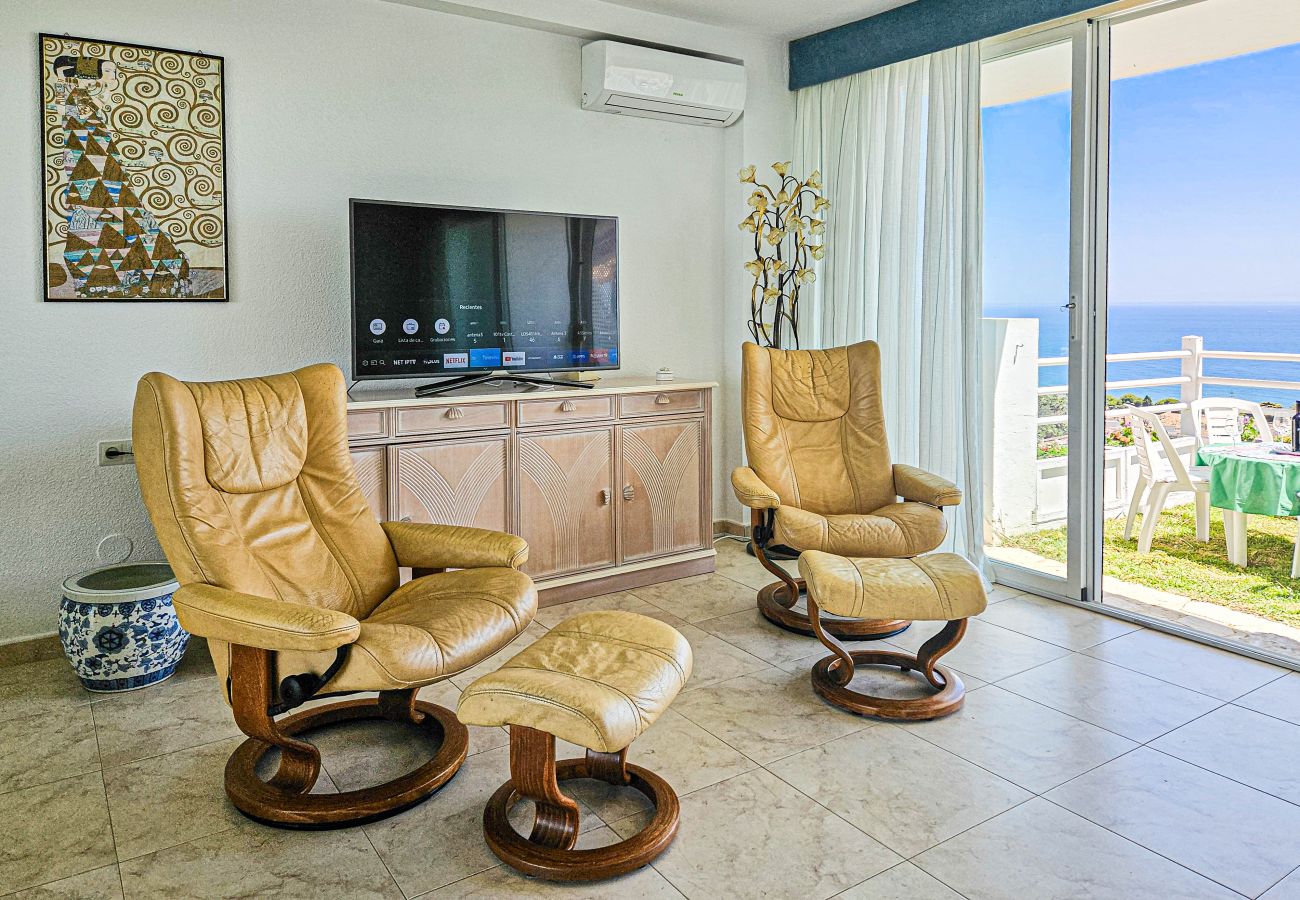 Apartment in Mijas Costa - 2 bedroom garden apartment in Riviera