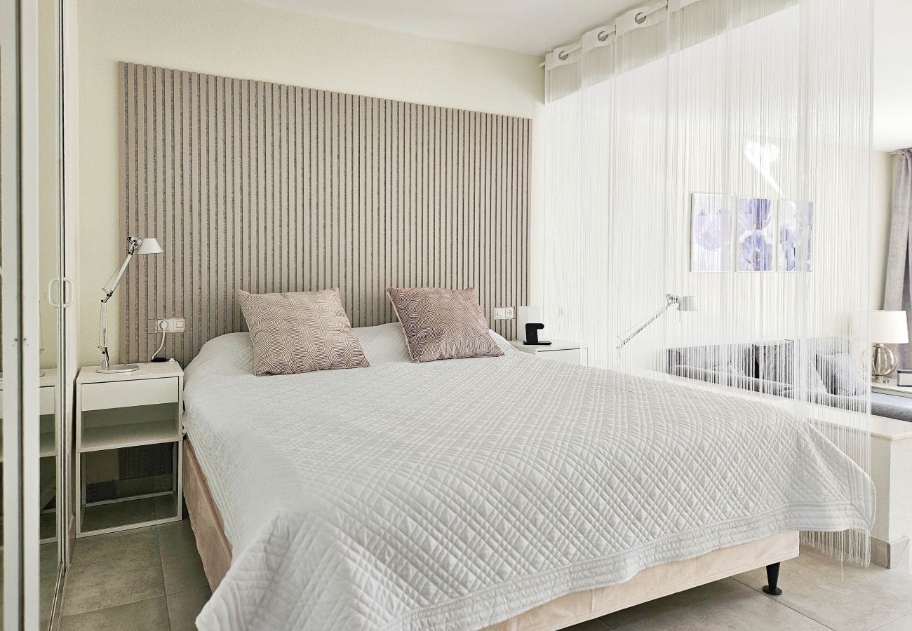 Studio in Mijas Costa - Spacious studio apartment in Miraflores