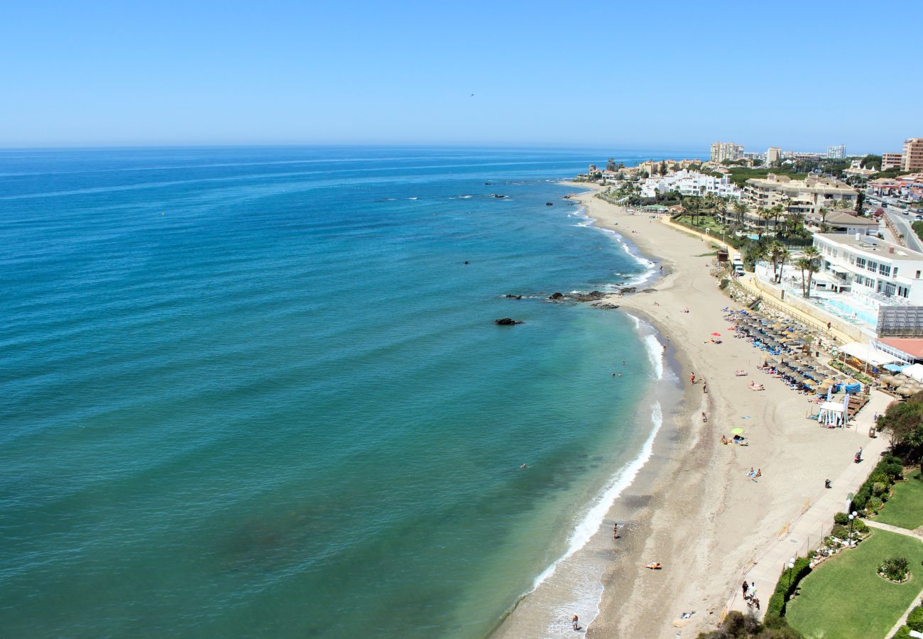 Studio in Mijas Costa - Spacious studio apartment in Miraflores