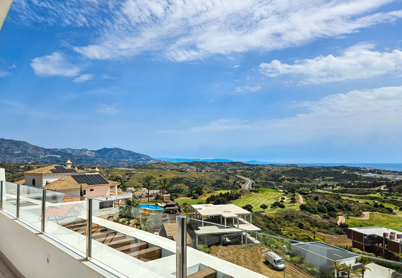 Apartment in La Cala de Mijas - 2 bedroom penthouse in Ipanema near La Cala