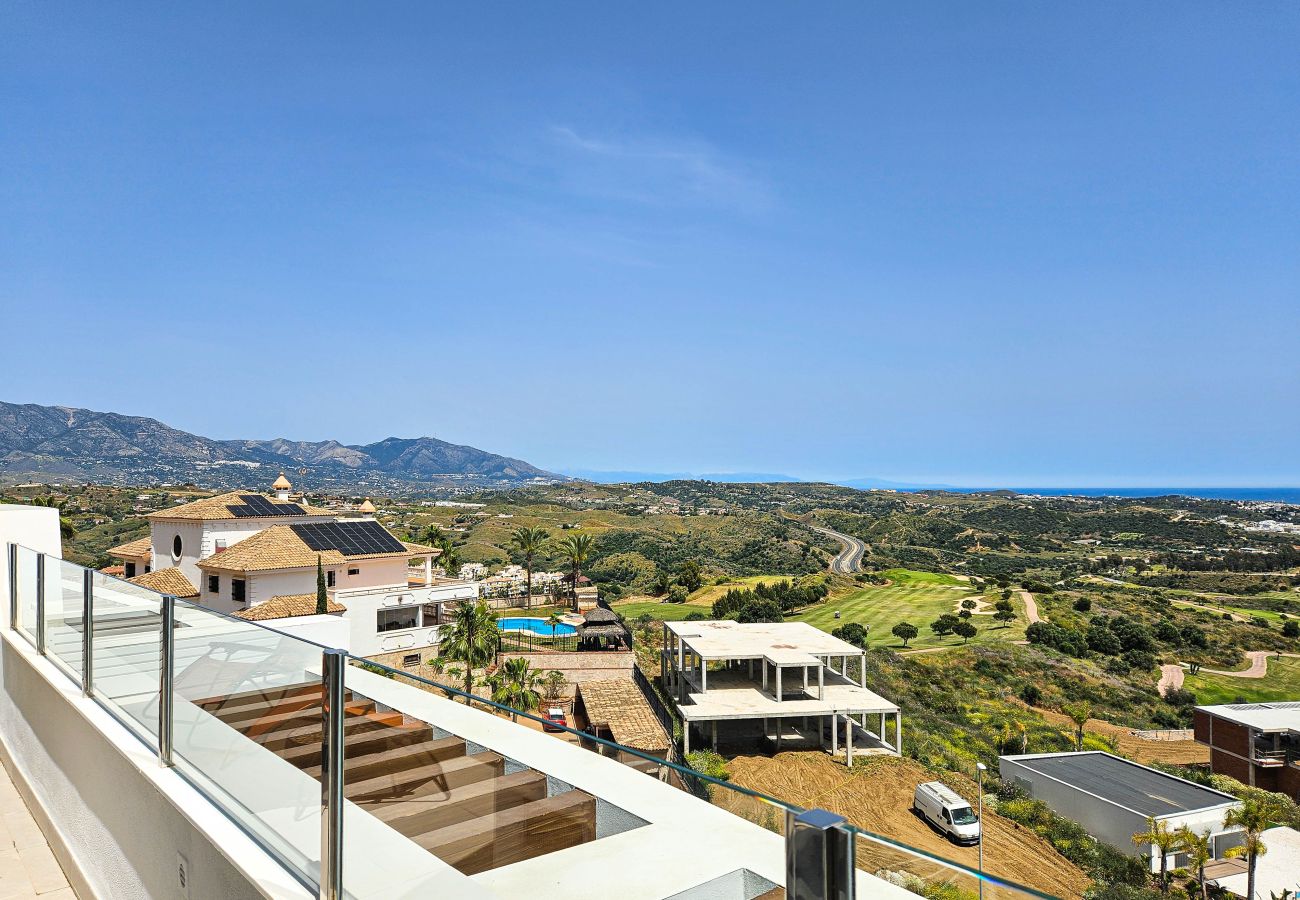 Apartment in La Cala de Mijas - 2 bedroom penthouse in Ipanema near La Cala