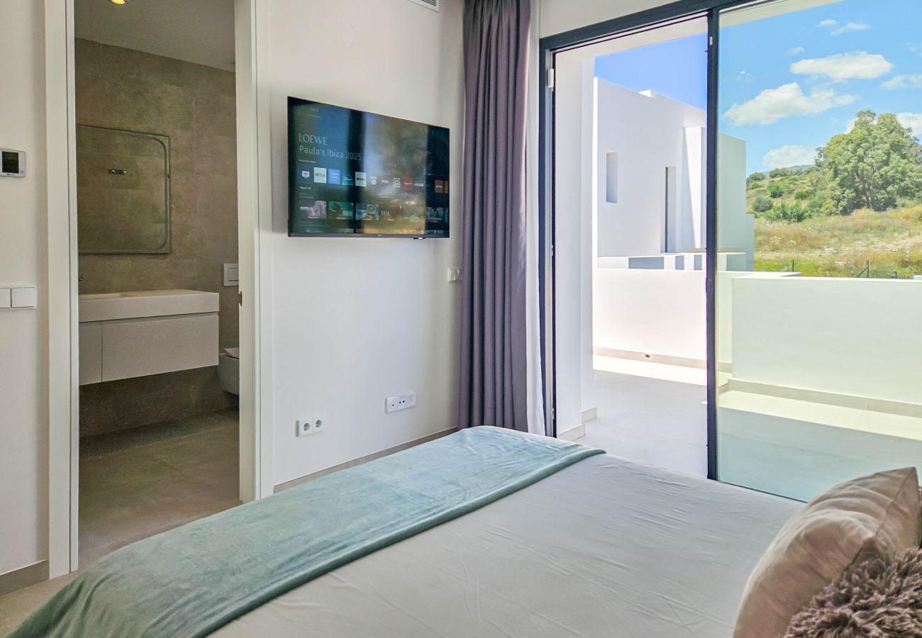 Villa in La Cala de Mijas - New four bedroom villa with private pool 