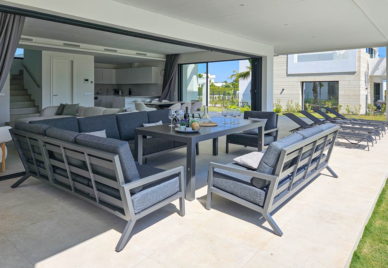 Villa in La Cala de Mijas - New four bedroom villa with private pool 