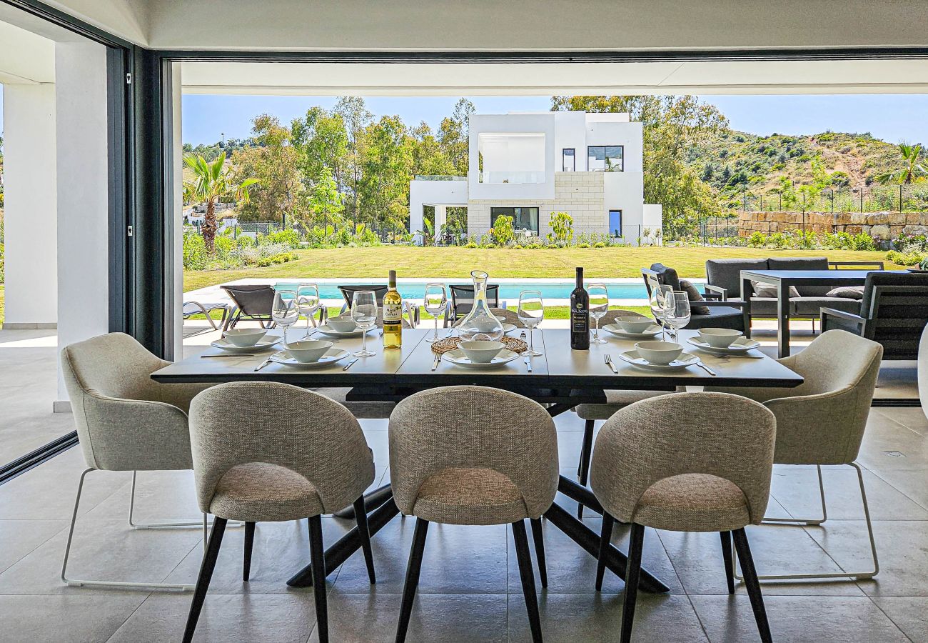 Villa in La Cala de Mijas - New four bedroom villa with private pool 