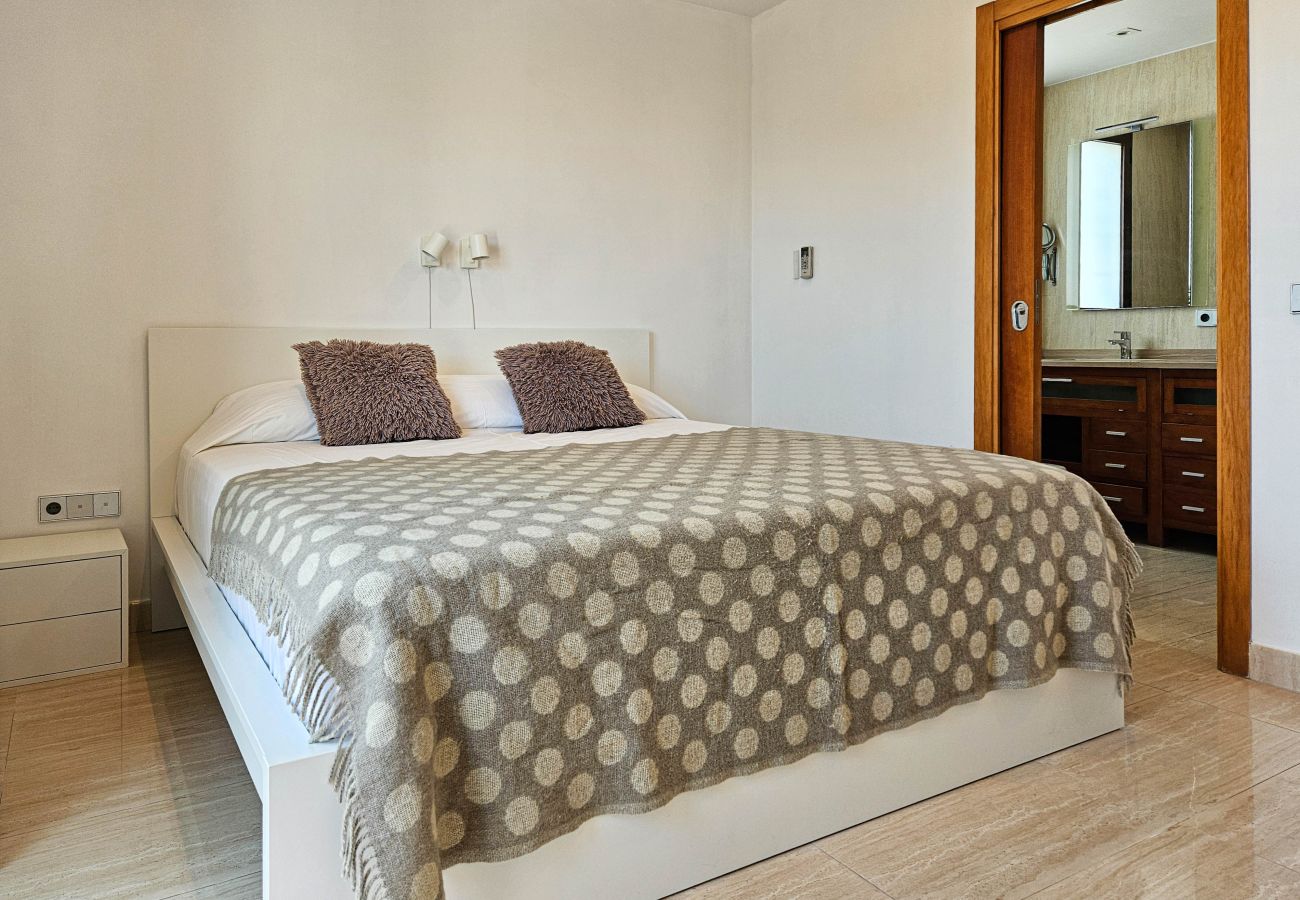 Terraced House in La Cala de Mijas - 3 bedroom townhouse with private pool