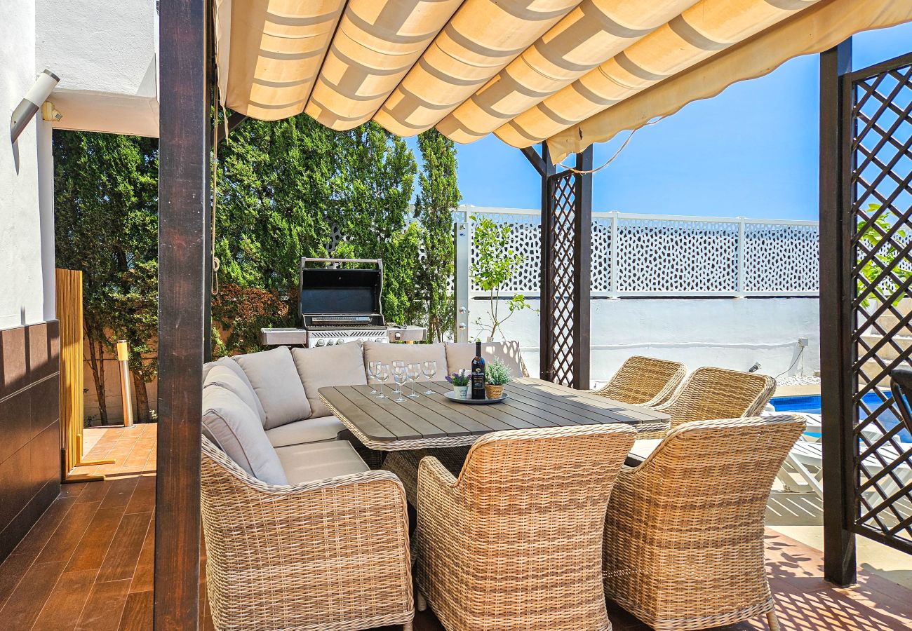Terraced House in La Cala de Mijas - 3 bedroom townhouse with private pool