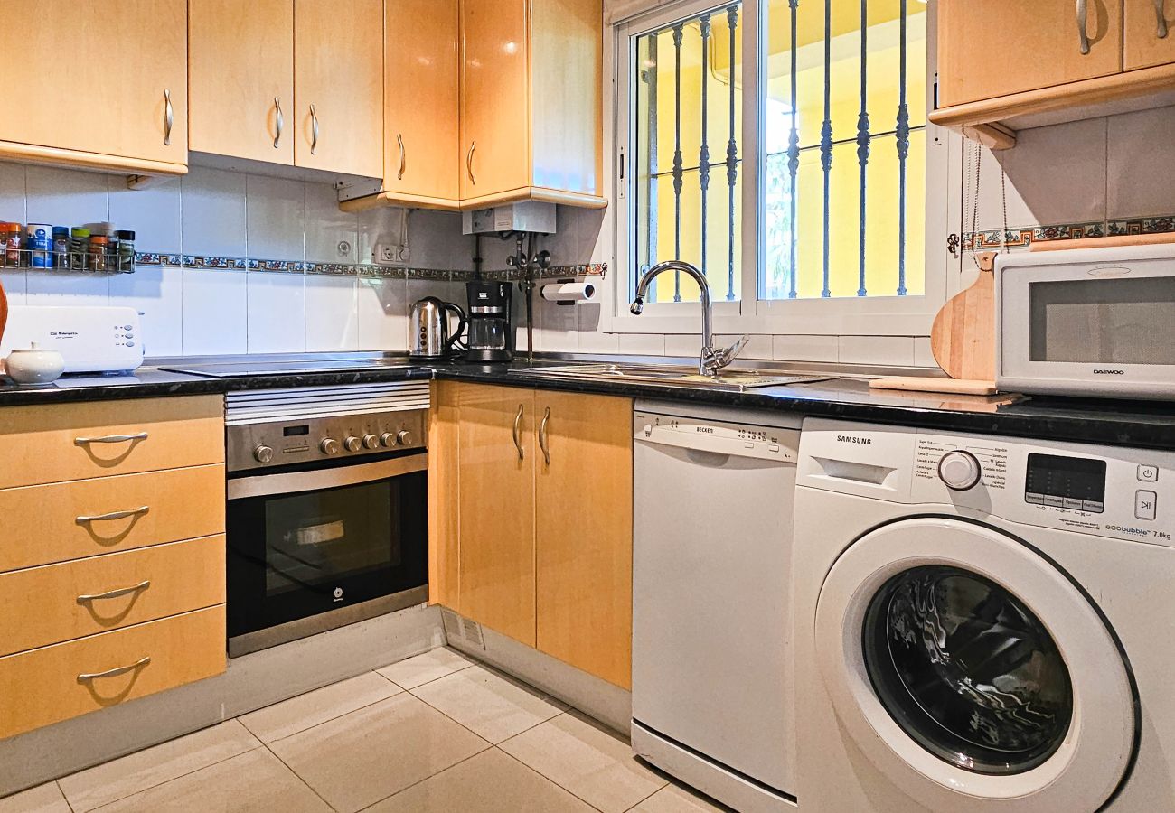 Apartment in Mijas Costa - 2 bedroom penthouse apartment with sea views.