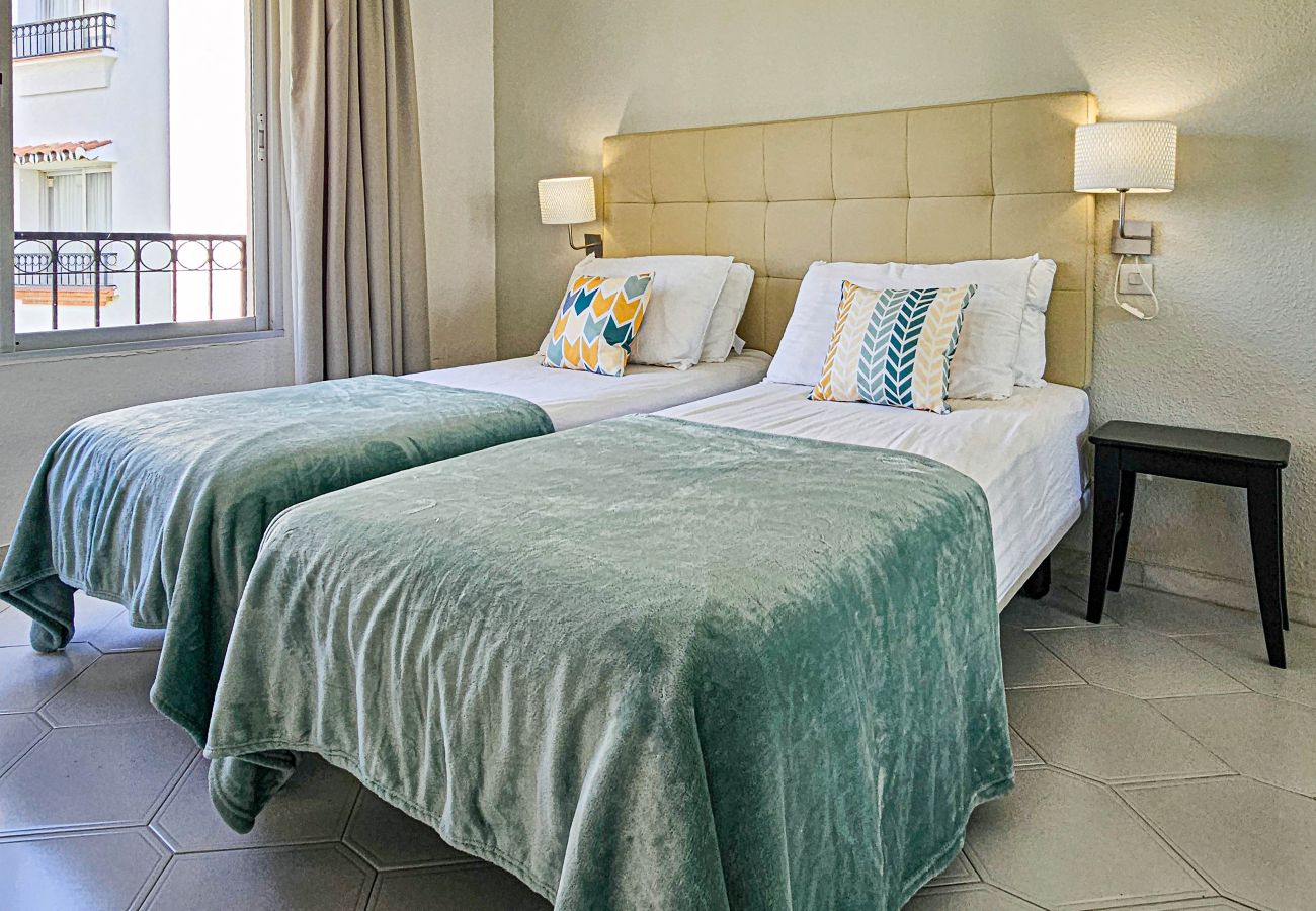 Apartment in Mijas Costa - Two bedroom apartment Monte B Miraflores