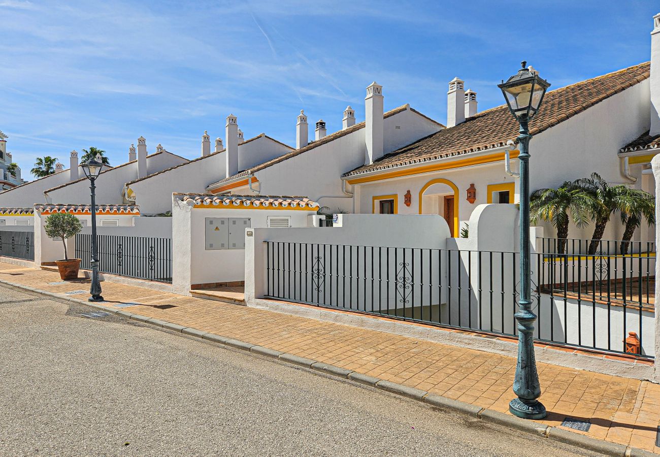 Terraced House in Mijas Costa - 3 bedroom townhouse golf front, Miraflores