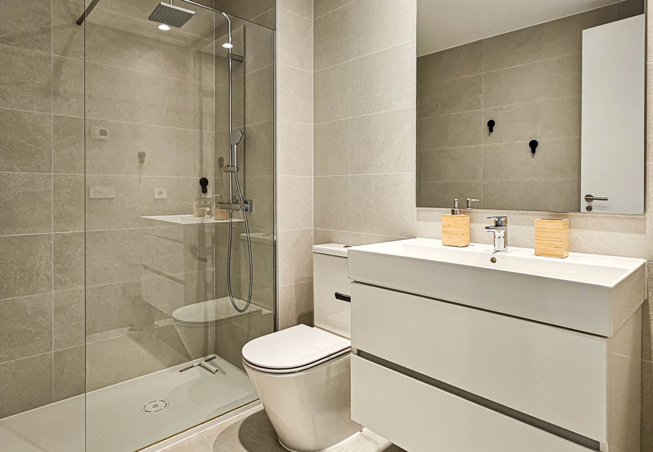 Apartment in Estepona - Penthouse apartment with hot tub next to Selwo